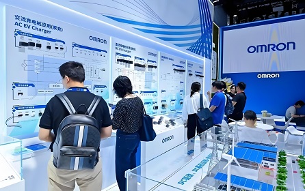 „Omron“ spindėjo SNEC 2025 parodoje: skaitmeninių technologijų panaudojimas naujos energetikos pramonės įgalinimui, kartu kuriant nulinės anglies dioksido emisijos ateitį